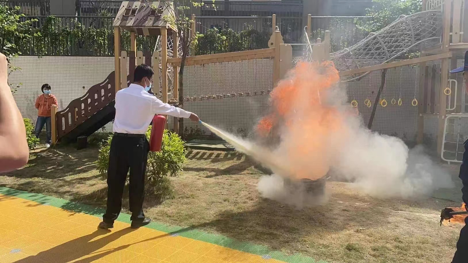 1637309511707612.jpg 消2.jpg